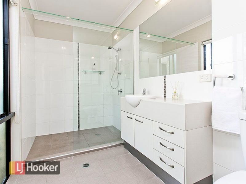 32 Parkview Street, Mitchelton QLD 4053