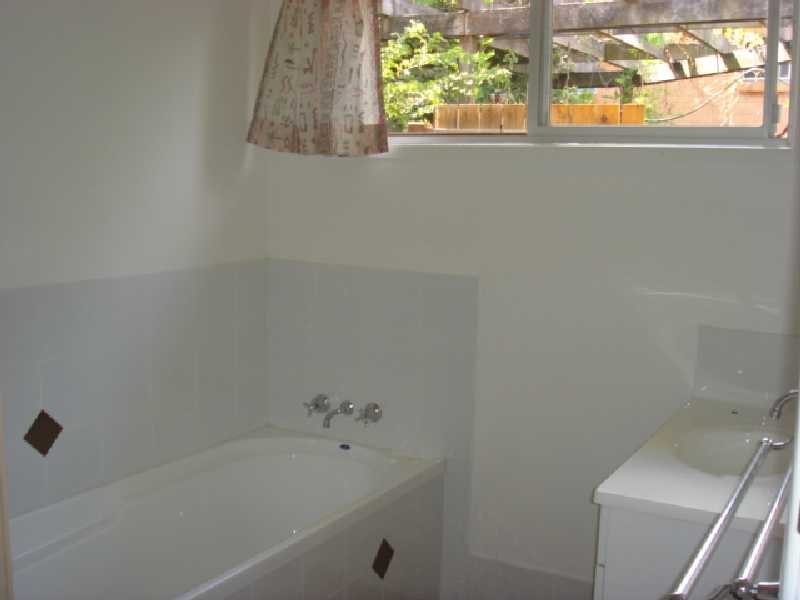 6 Paraka Street, The Gap QLD 4061