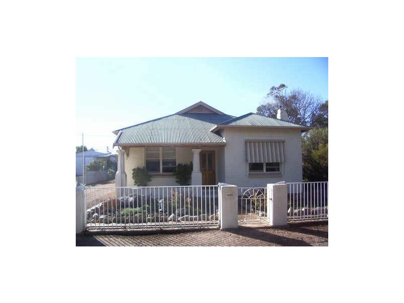 16 Sixth Street, Wirrabara SA 5481