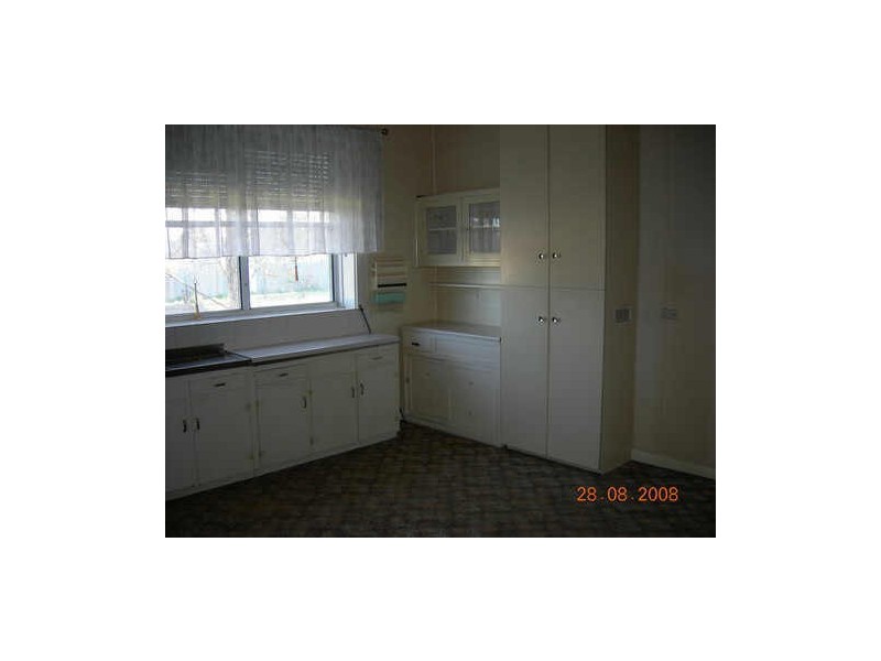 42 Ash Crescent, Gladstone SA 5473