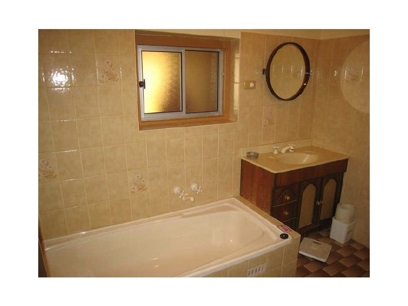 60 Gladstone Street, Gladstone SA 5473
