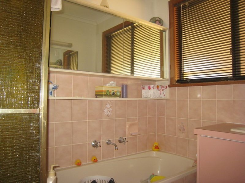 70 Park Terrace, Gladstone SA 5473