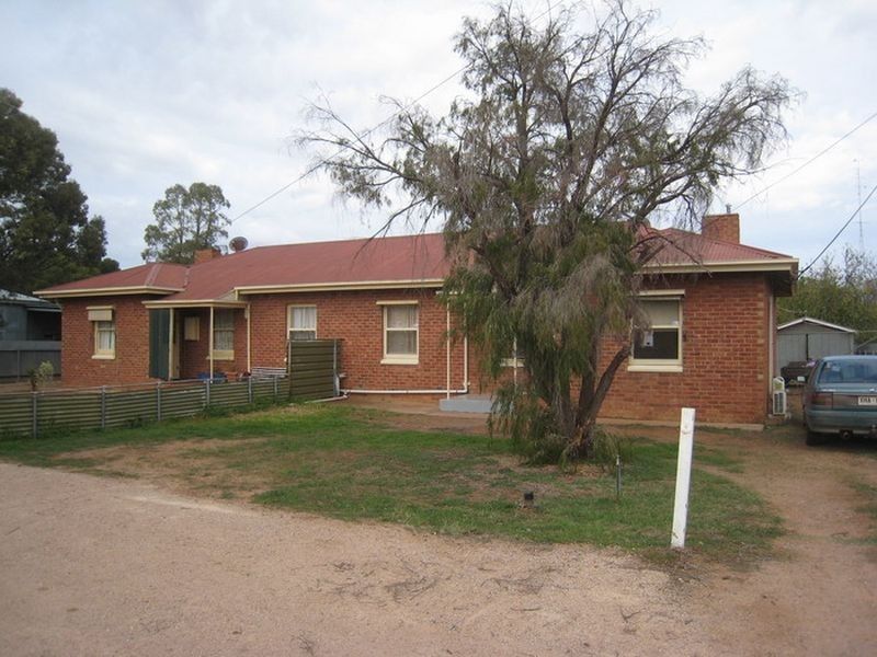 2 & 4 Lyons Street, Crystal Brook SA 5523
