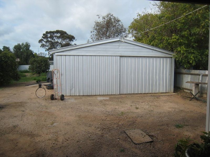 13 Eyre Road, Crystal Brook SA 5523
