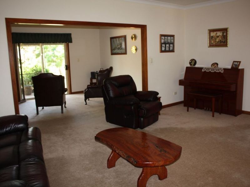 22 Bain Avenue, Napperby SA 5540