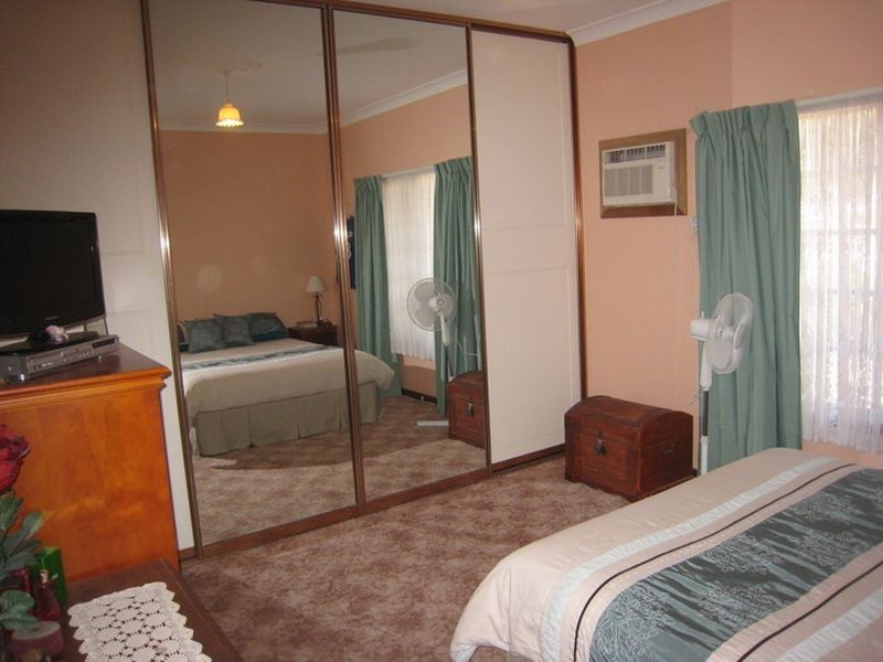 4 Fourth Street, Napperby SA 5540