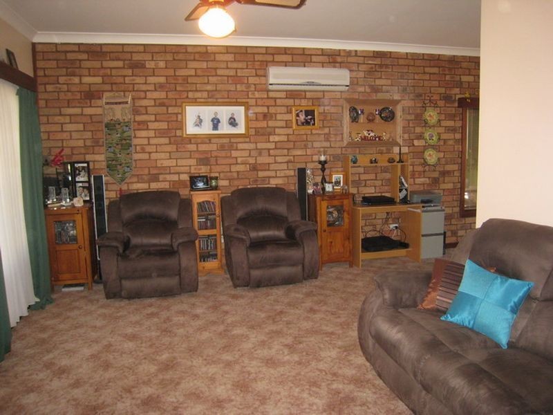 4 Fourth Street, Napperby SA 5540