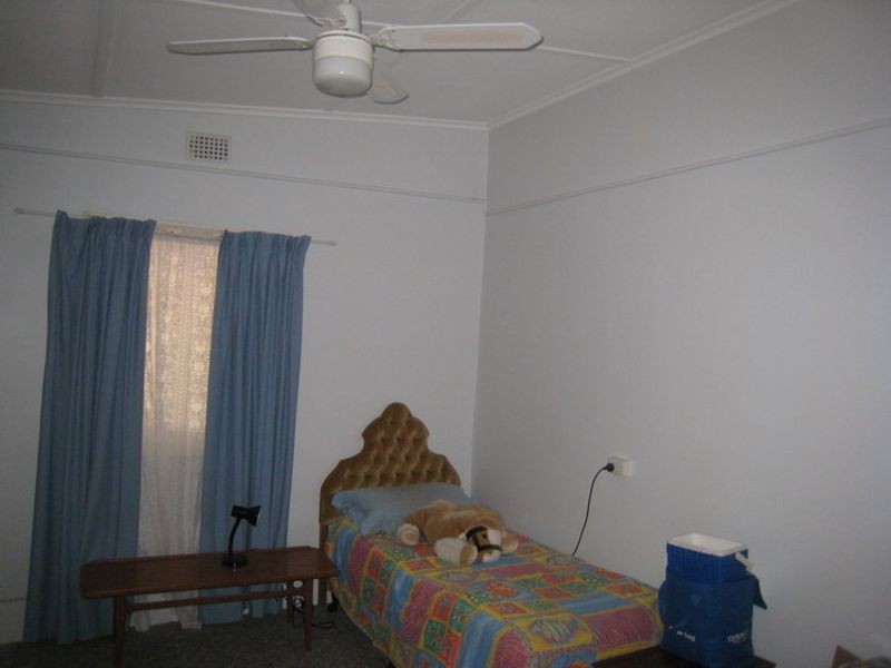 16 Mill Street, Laura SA 5480