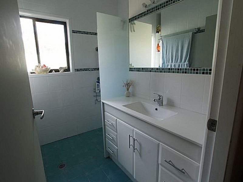 9 Graydon Avenue, Denhams Beach NSW 2536