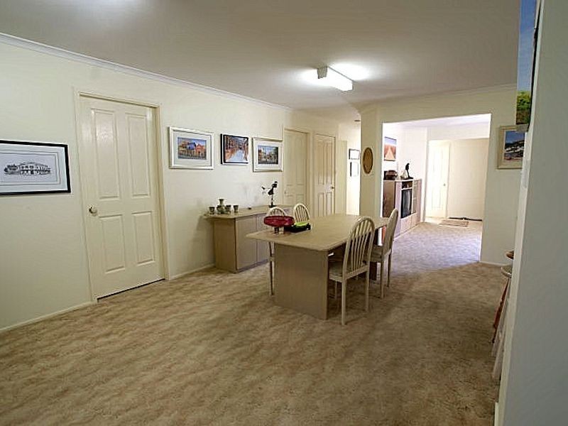 37 Sunshine Bay Road, Sunshine Bay NSW 2536