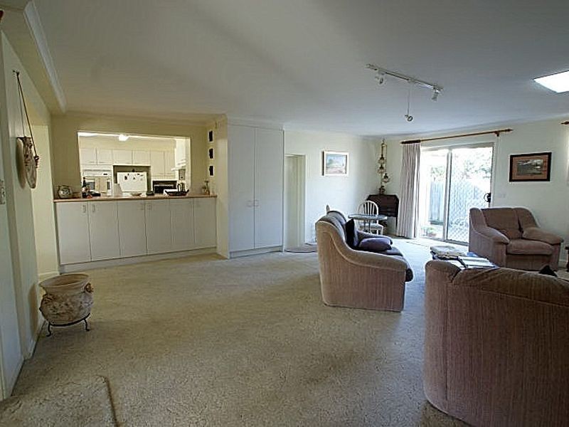 37 Sunshine Bay Road, Sunshine Bay NSW 2536