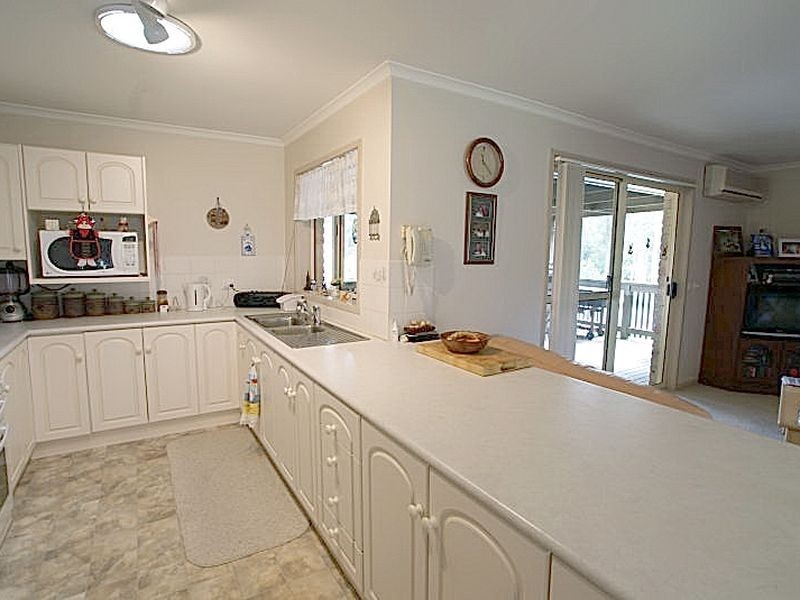 14 Sunshine Bay Road, Sunshine Bay NSW 2536