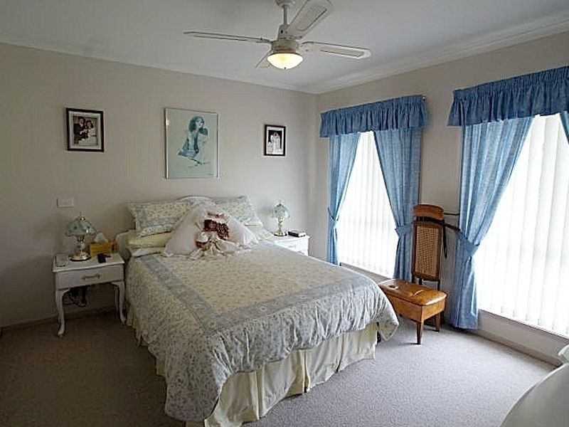 14 Sunshine Bay Road, Sunshine Bay NSW 2536