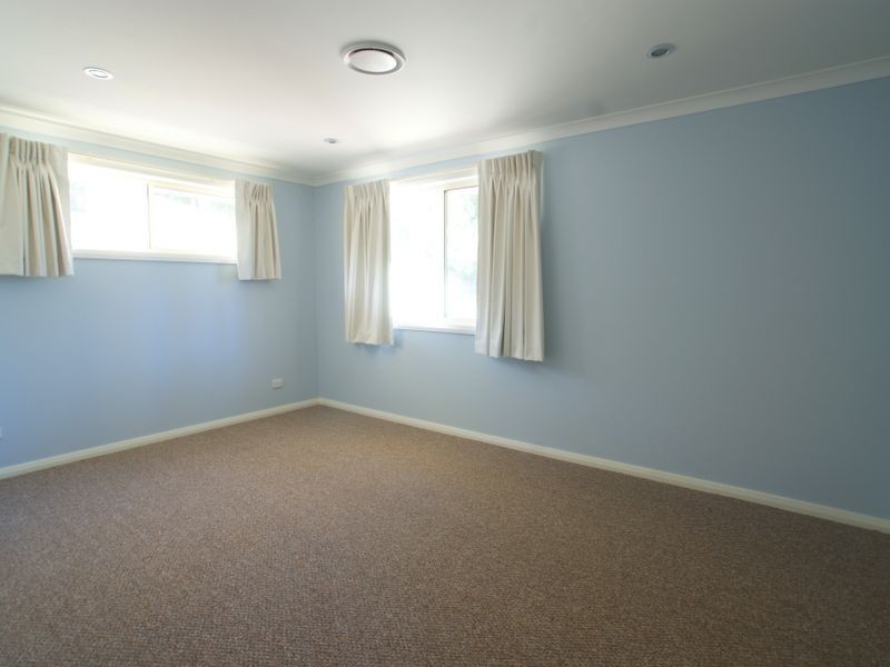 127 Litchfield Crescent, Long Beach NSW 2536