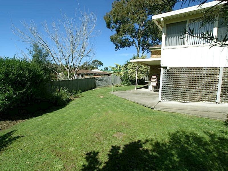 8 Blaxland Court, Sunshine Bay NSW 2536