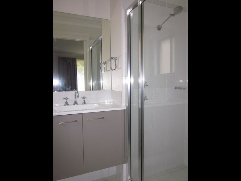 65 Grantham Road, Batehaven NSW 2536