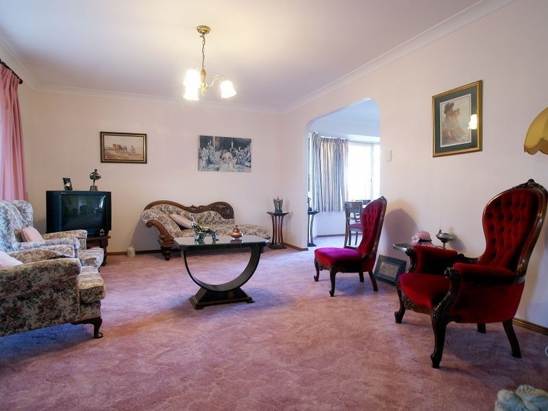 121 Clyde Road, Surfside NSW 2536