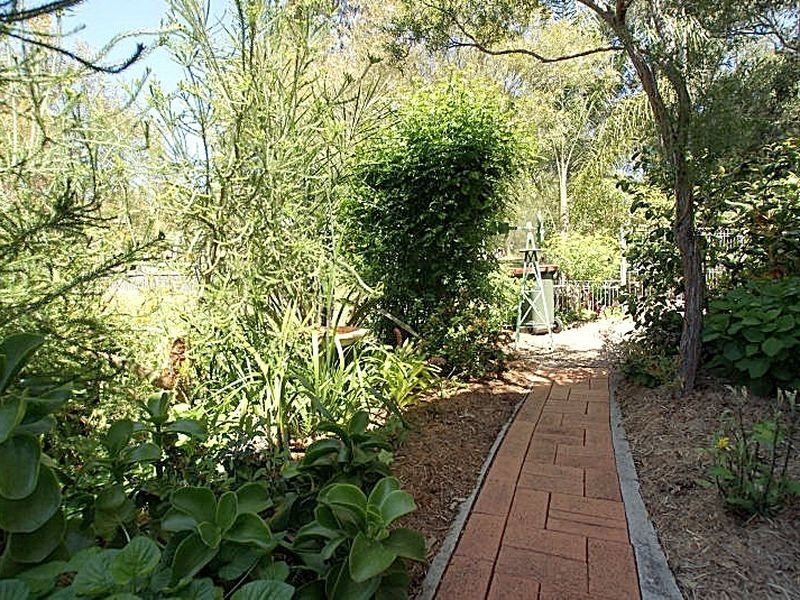 2/71 Karoola Crescent, Surfside NSW 2536
