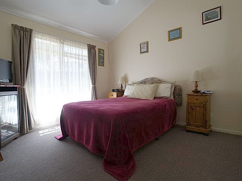 2/71 Karoola Crescent, Surfside NSW 2536