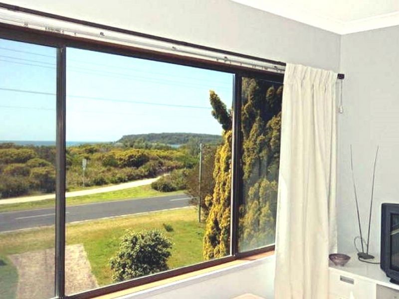 101 Coronation Drive, Broulee NSW 2537