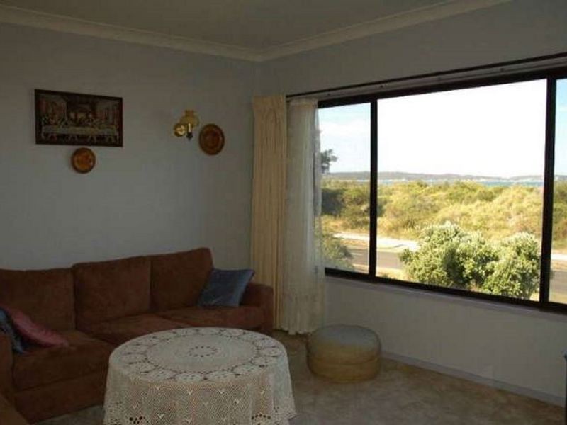 101 Coronation Drive, Broulee NSW 2537