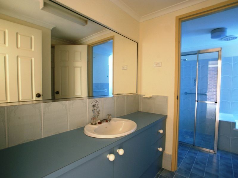 4/2 Sheila Street, Batehaven NSW 2536