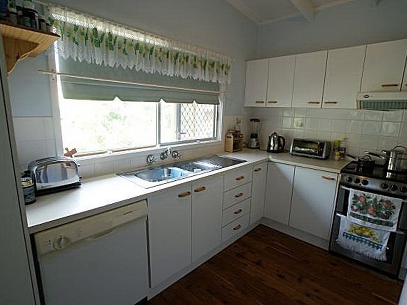 81 Tallawang Avenue, Malua Bay NSW 2536