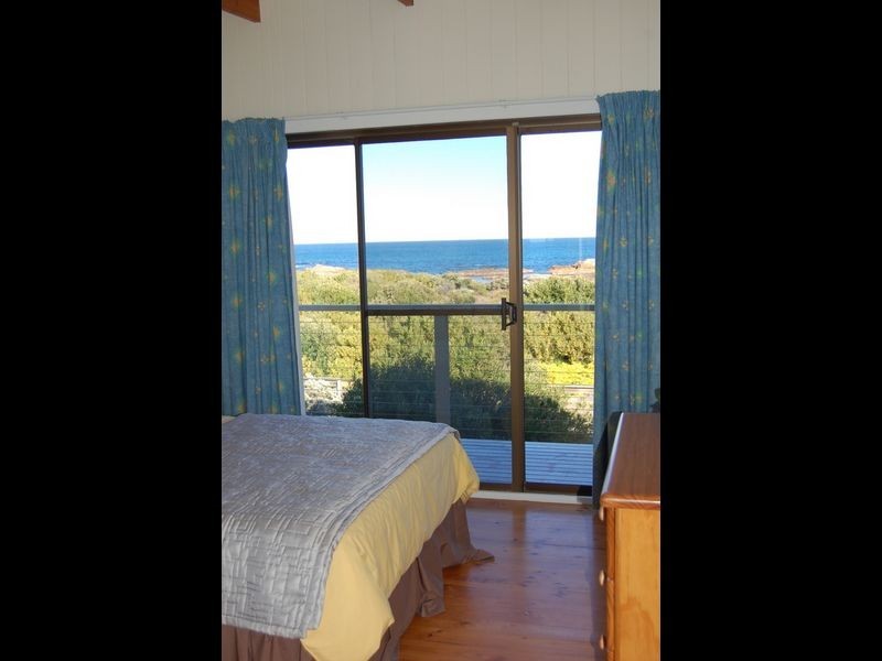 125 Sunpatch Parade, Tomakin NSW 2537