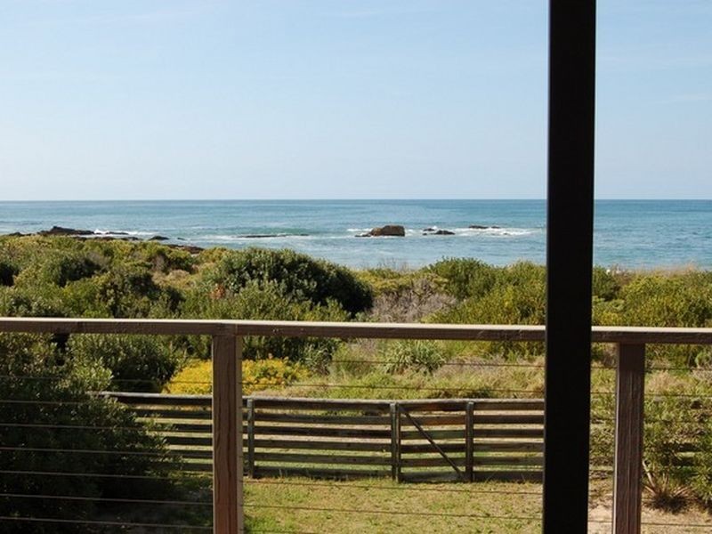 125 Sunpatch Parade, Tomakin NSW 2537