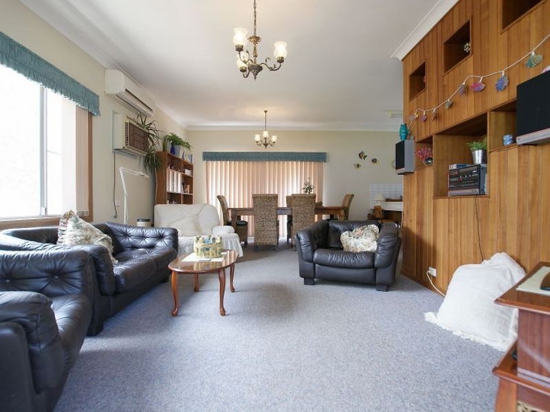 52 Myamba Parade, Surfside NSW 2536