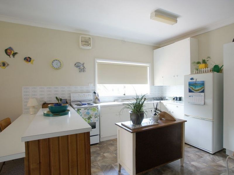 52 Myamba Parade, Surfside NSW 2536