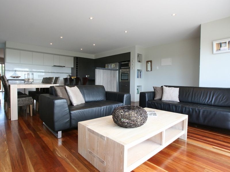 4B Marjorie Crescent, Batehaven NSW 2536