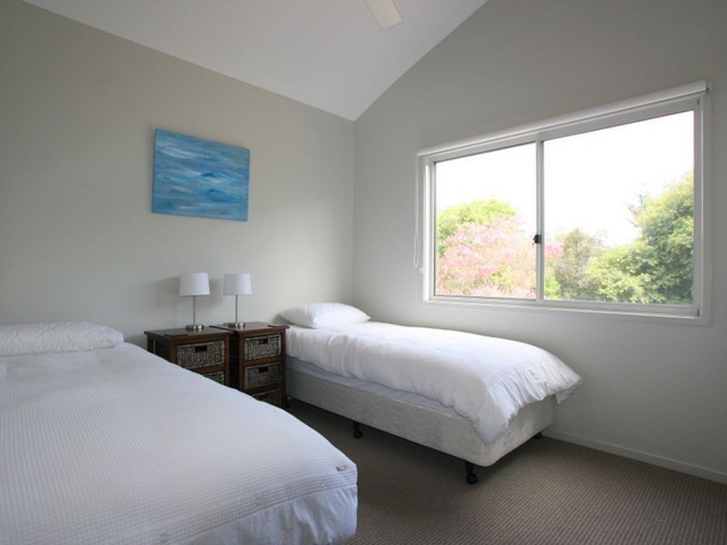 4B Marjorie Crescent, Batehaven NSW 2536