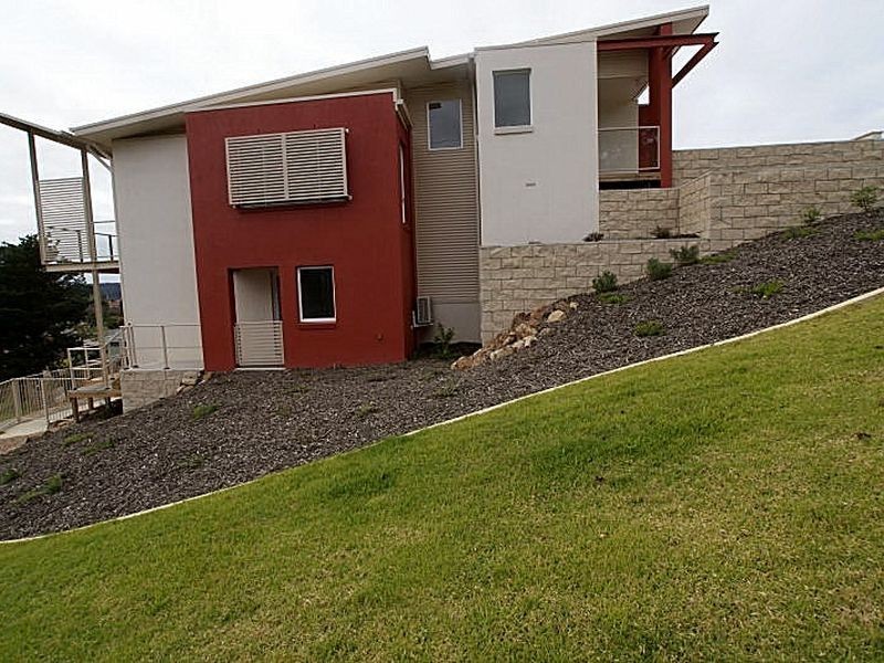 1/17-21 Bavarde Avenue, Batemans Bay NSW 2536