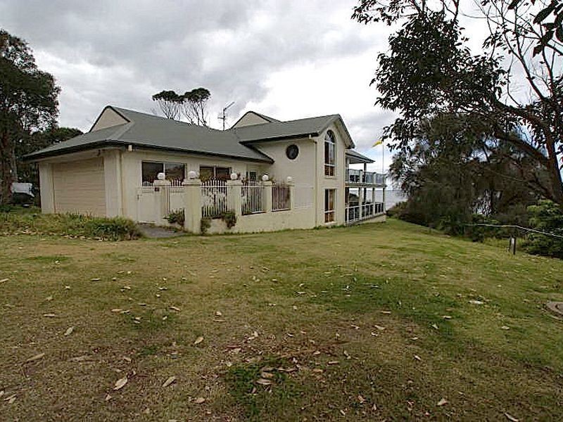 38 Iluka Avenue, Malua Bay NSW 2536