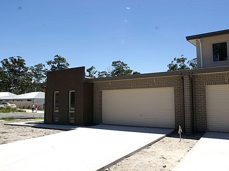 1/41 Martin Place, Broulee NSW 2537