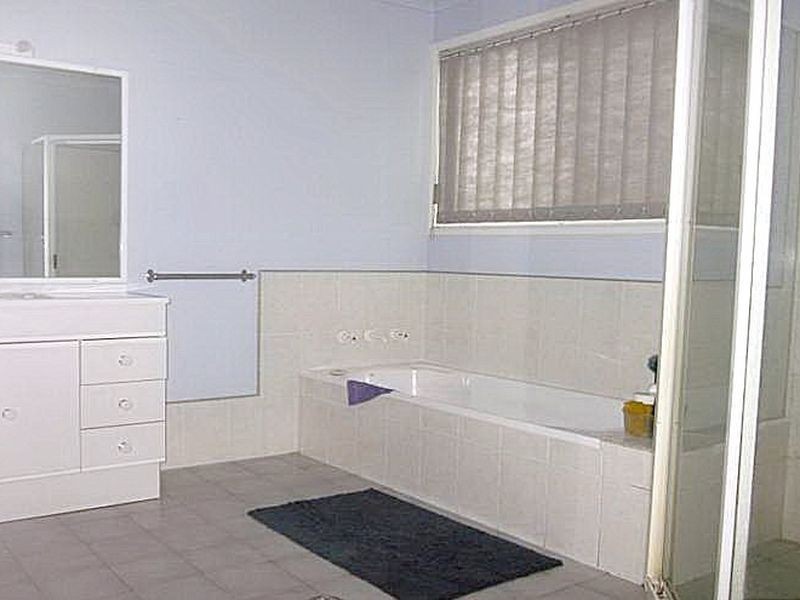 138 Country Club Drive, Catalina NSW 2536