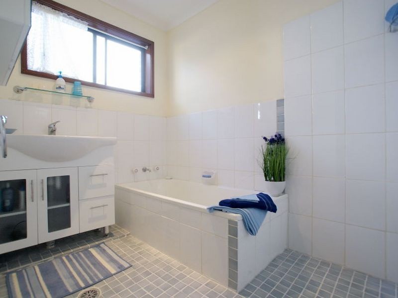102 Country Club Drive, Catalina NSW 2536