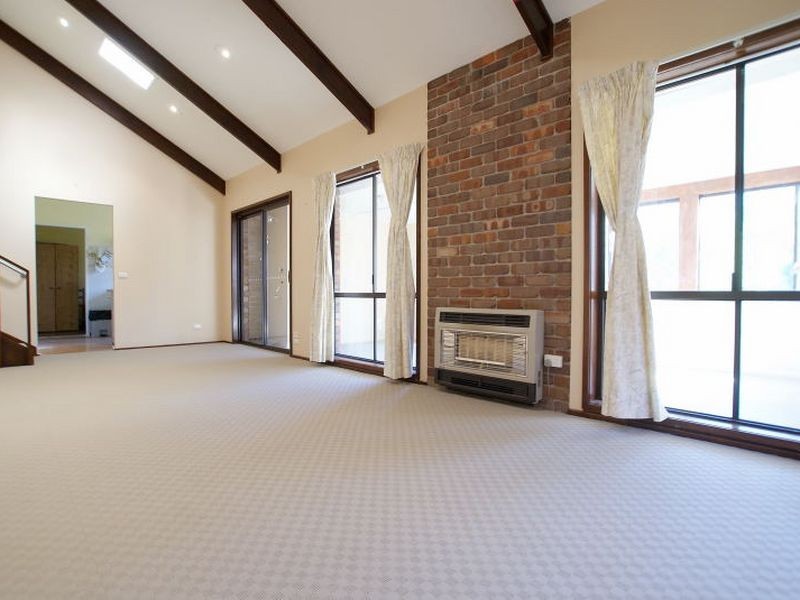 102 Country Club Drive, Catalina NSW 2536