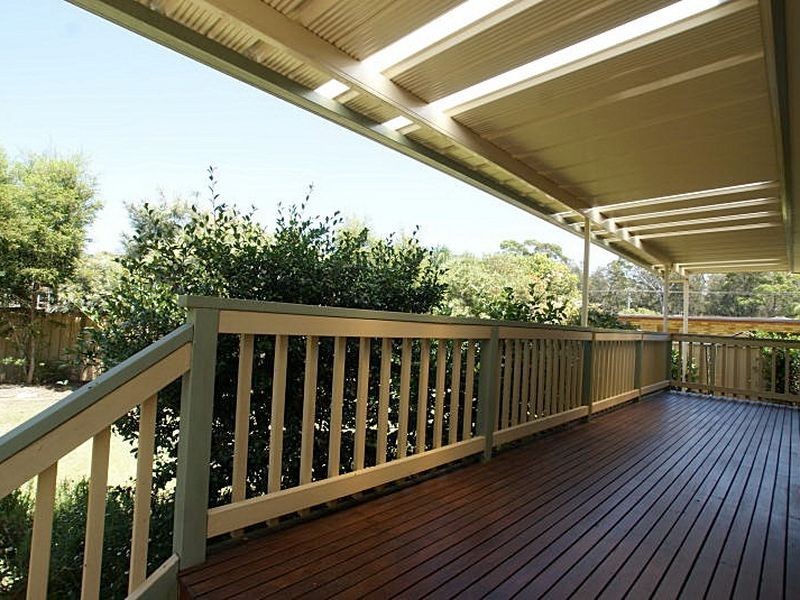 4 Bernadette Blvd, Batehaven NSW 2536