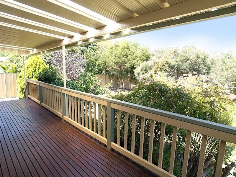 4 Bernadette Blvd, Batehaven NSW 2536