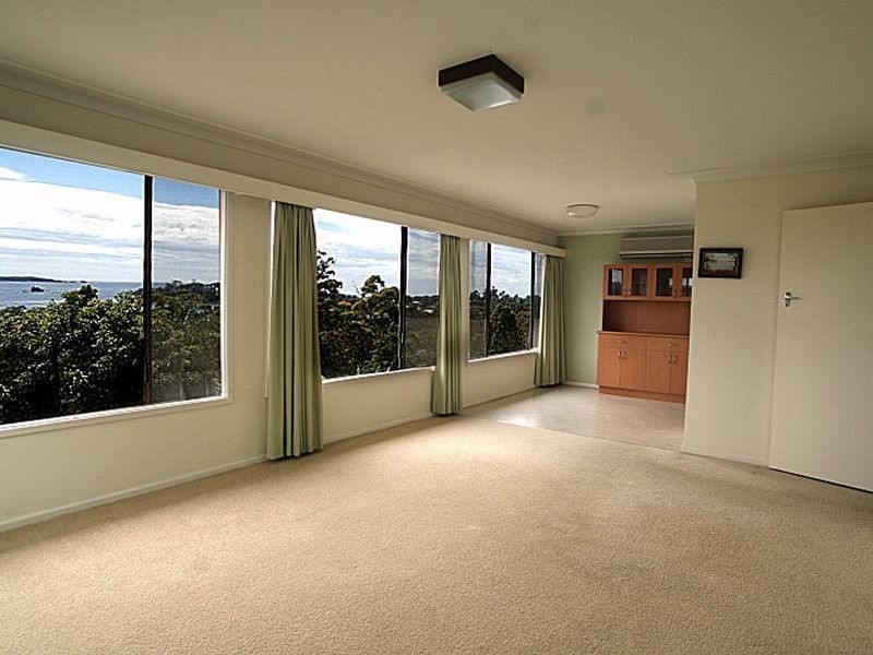 11 Calga Crescent, Catalina NSW 2536