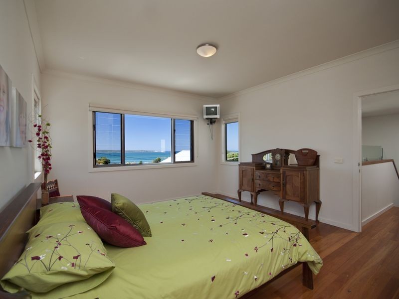 46 Ocean Road, Batehaven NSW 2536