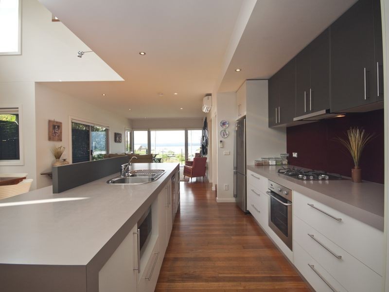 46 Ocean Road, Batehaven NSW 2536