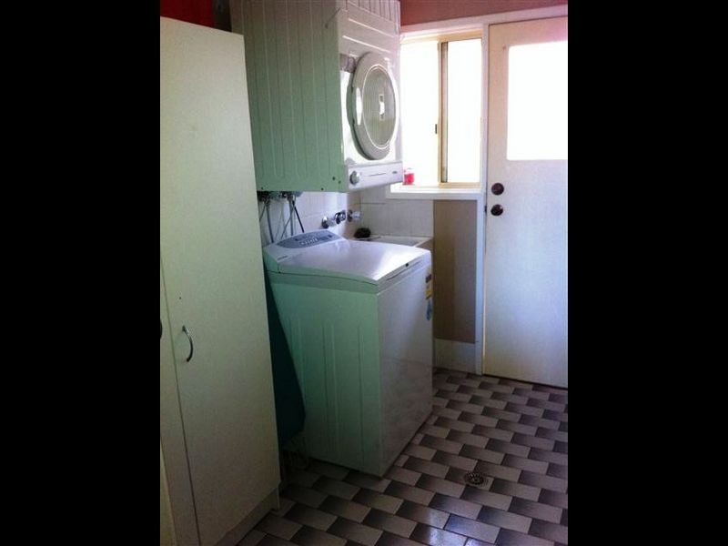 12 Berry Place, Surf Beach NSW 2536