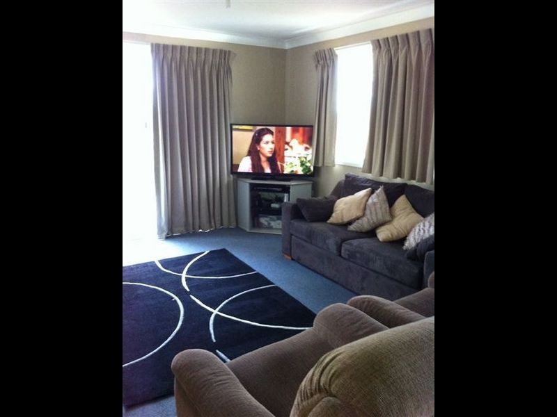 12 Berry Place, Surf Beach NSW 2536