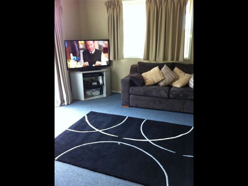 12 Berry Place, Surf Beach NSW 2536