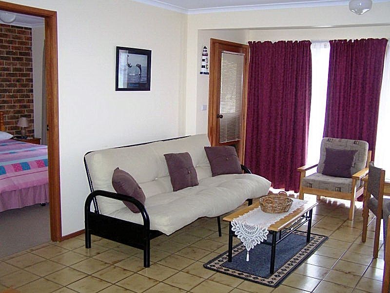 2/5 Avalon Street, Batemans Bay NSW 2536