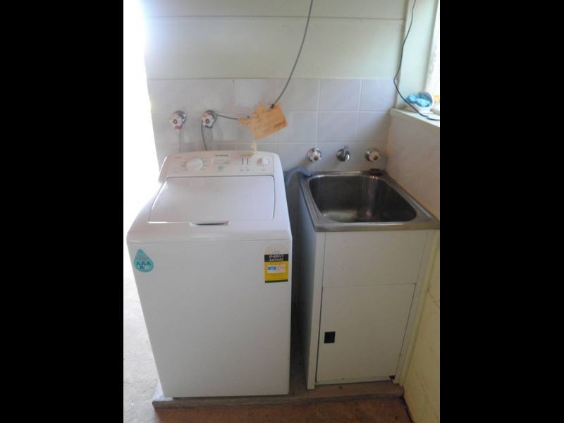 15 Calton Road, Batehaven NSW 2536