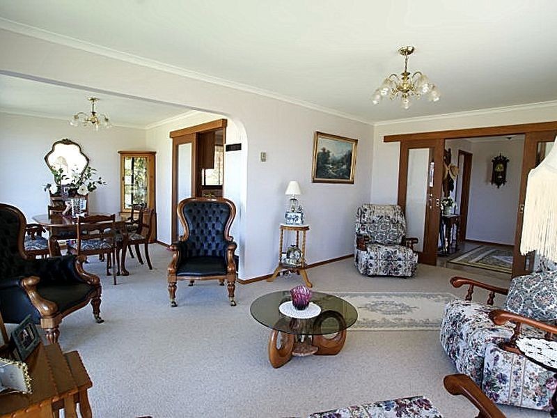 25 Calton Road, Batehaven NSW 2536